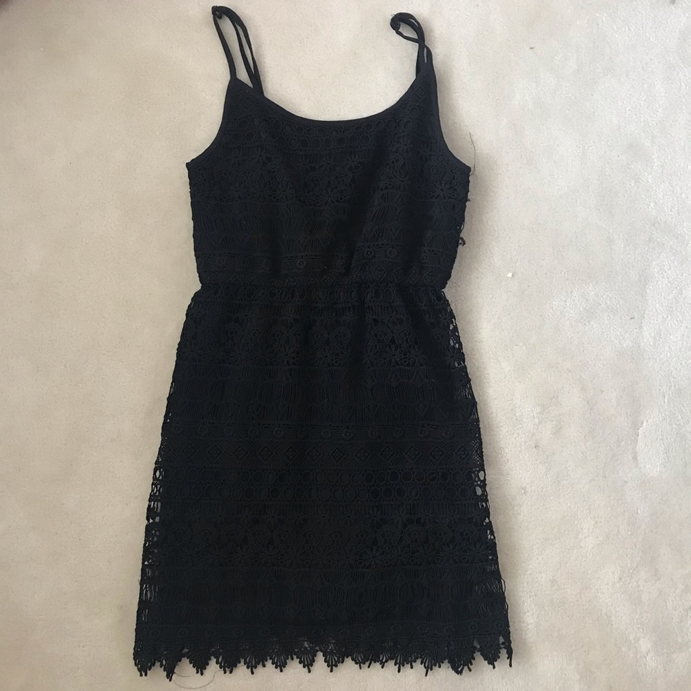 Black lace dress
